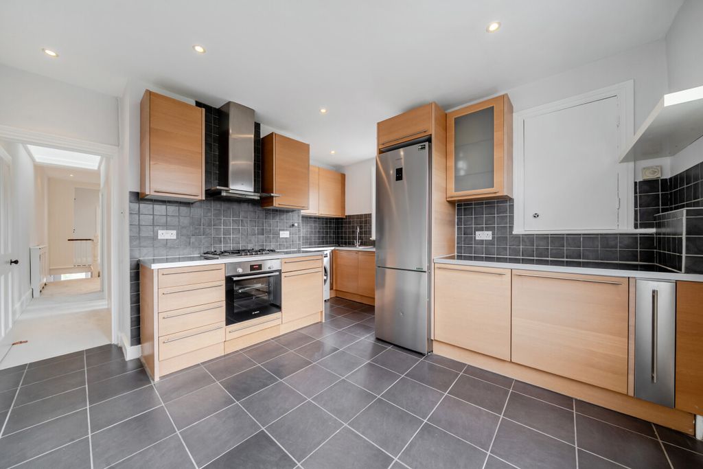 Property photo 3 of 20 1526793-1-6Ac3685...