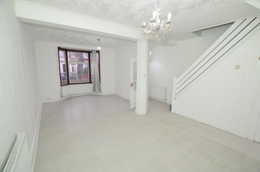 Property photo 3 of 10 Dsc_0431