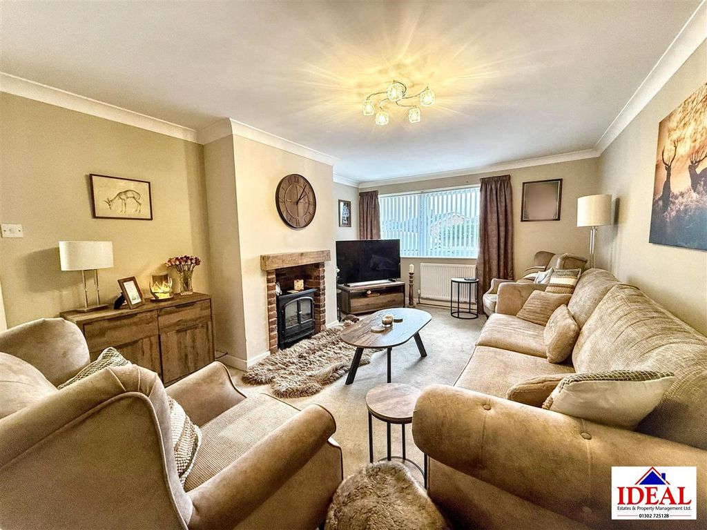 Property photo 3 of 15 Image00020_Blurred (1).Jpg