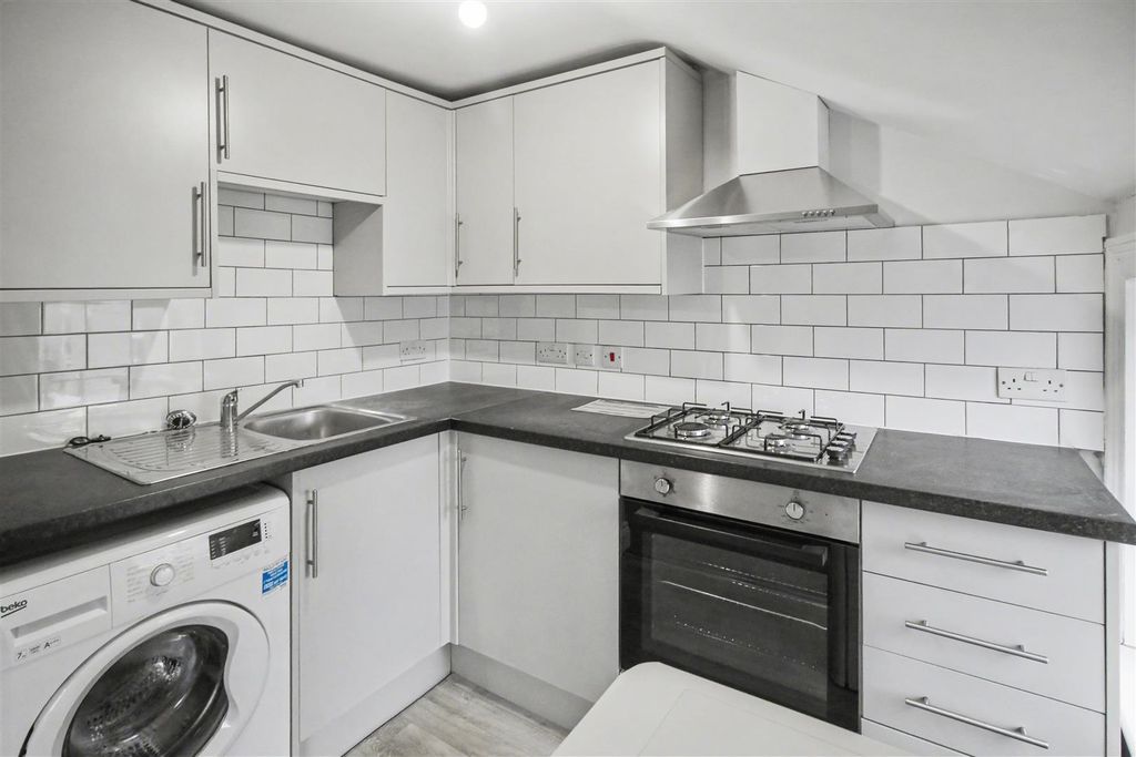 Property photo 3 of 12 Img_3707.Jpg