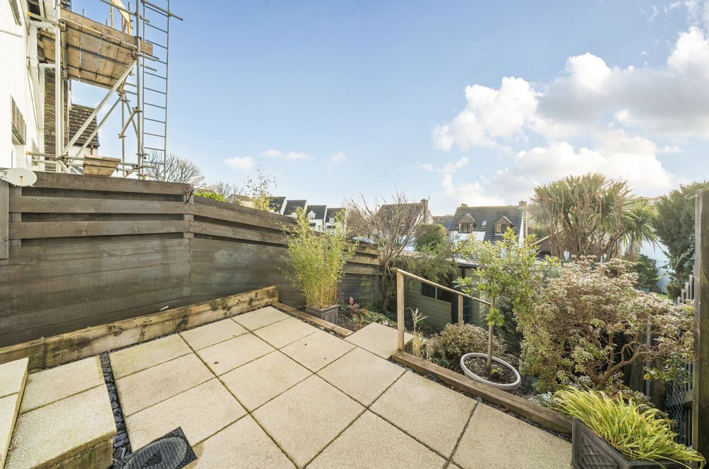 Property photo 2 of 10 1392817-4-693c0c9...