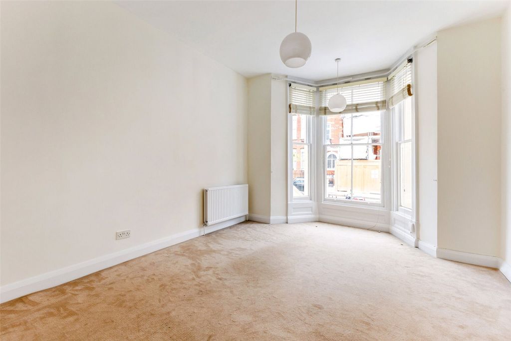 Property photo 3 of 11 Picture No. 07