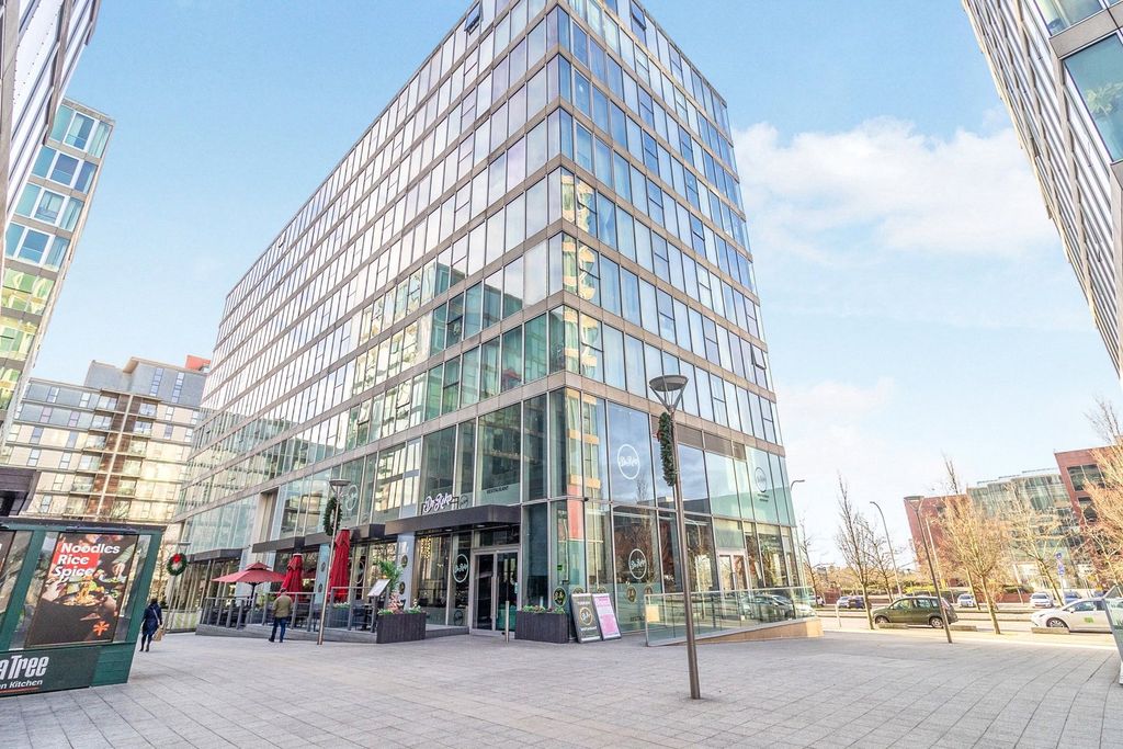 Property photo 3 of 20 Pbox-Img.Jpg