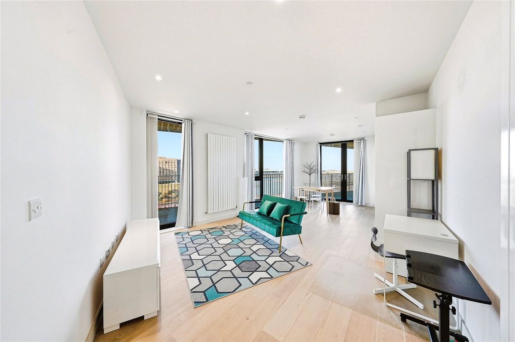 Property photo 3 of 15 Picture No. 11