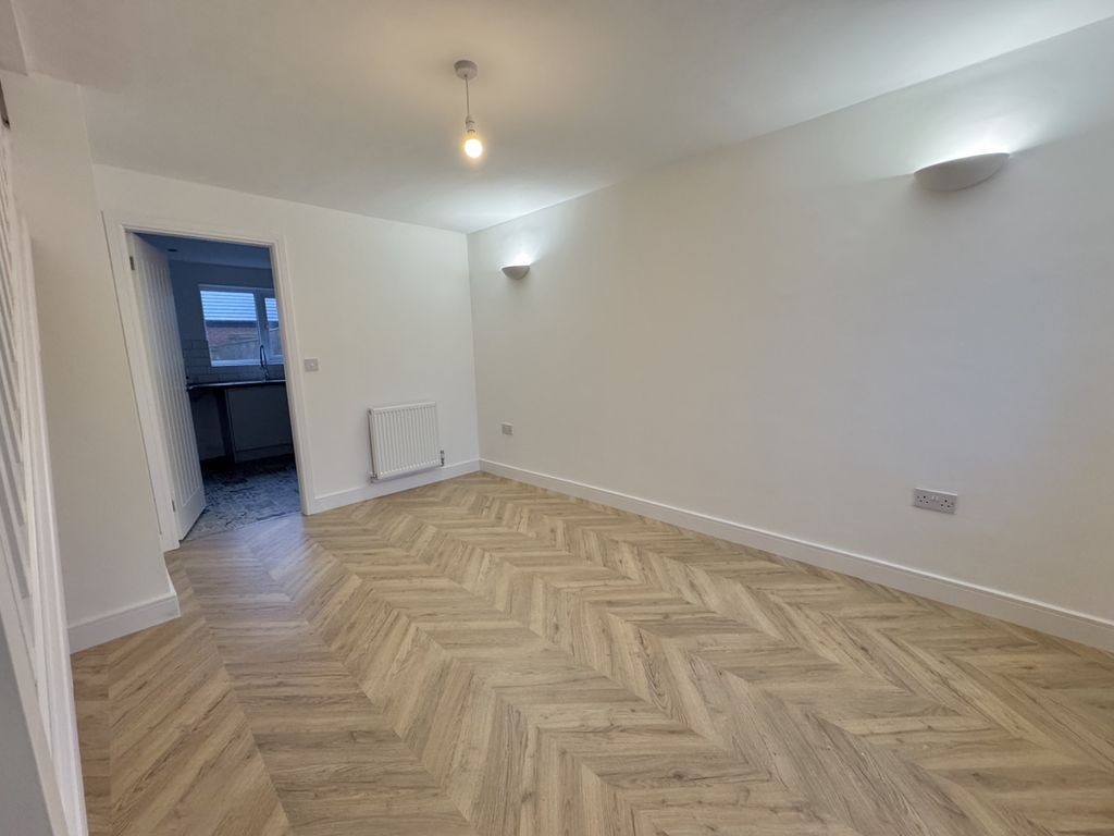 Property photo 3 of 13 Img_6225