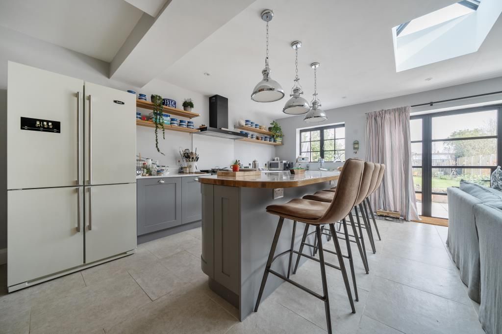 Property photo 2 of 23 Kitchen/Living Area