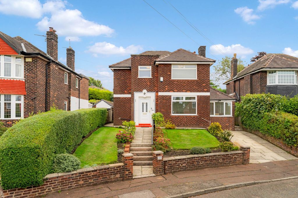 Property photo 1 of 30