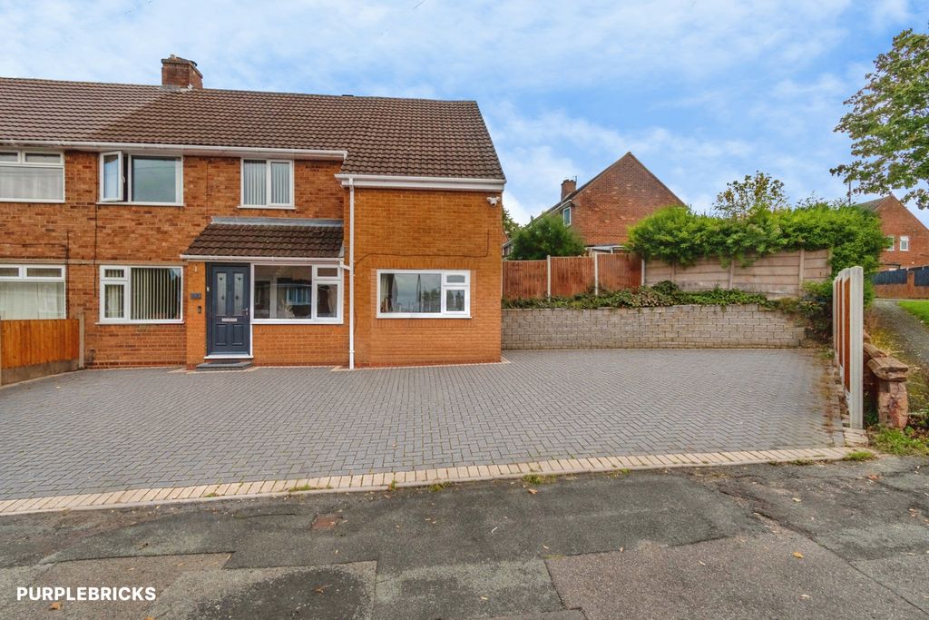 Property photo 1 of 28