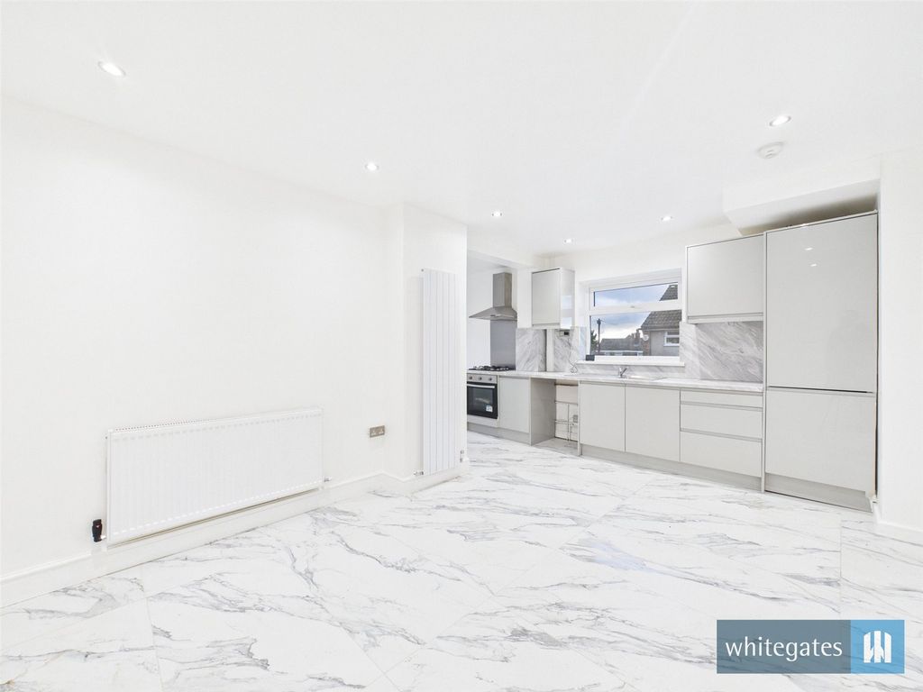 Property photo 2 of 16 Picture No. 07