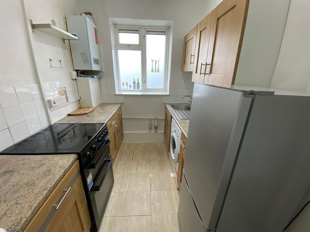 Property photo 3 of 12 F9.Jpg