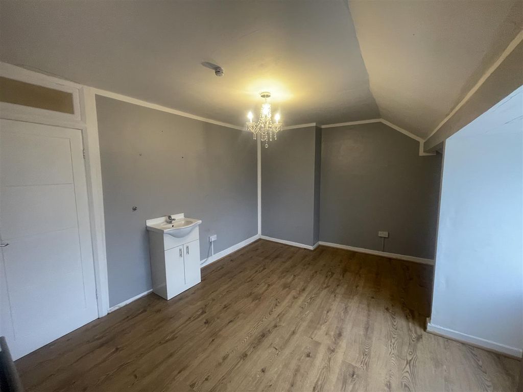 Property photo 3 of 12 Img_6570.Jpg