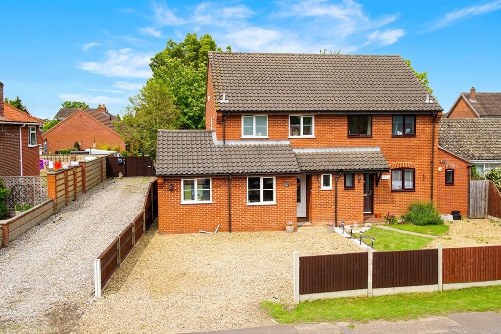 Property photo 1 of 23