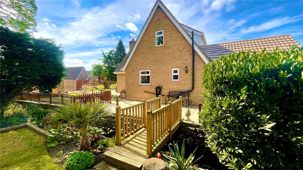 Property photo 3 of 34 Picture No. 66