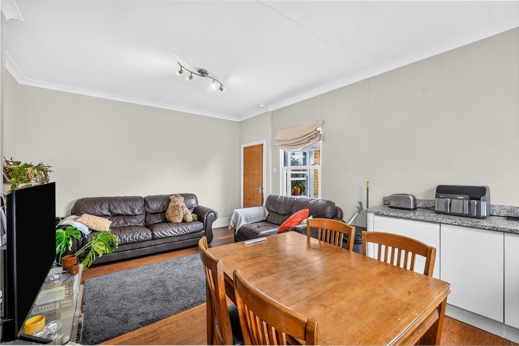 Property photo 2 of 13 Pbox-Img.Jpg
