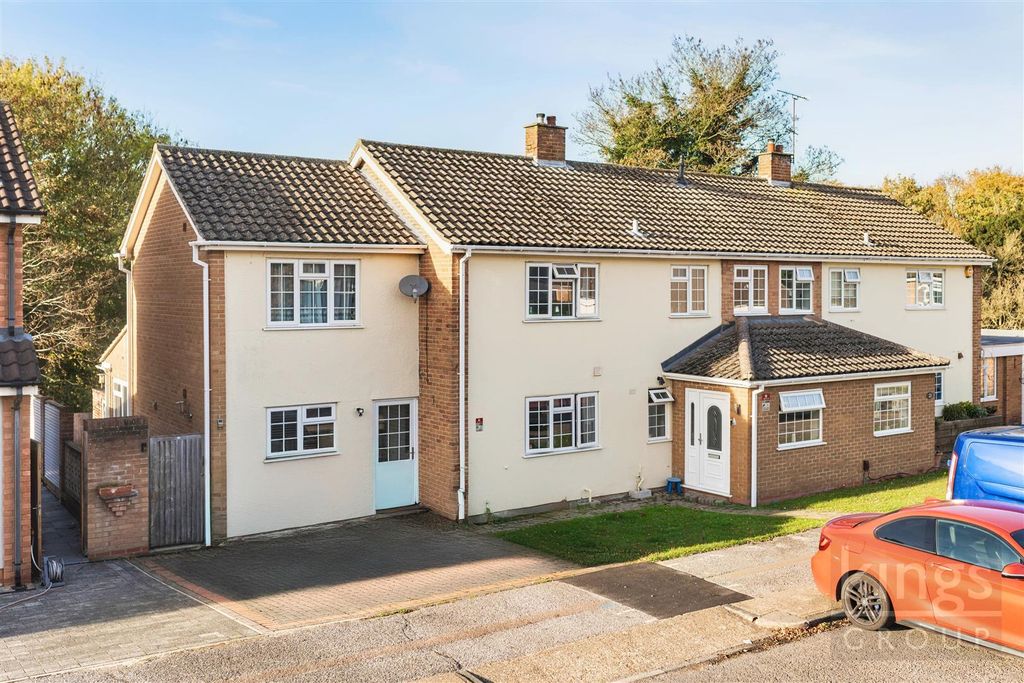 Property photo 1 of 28