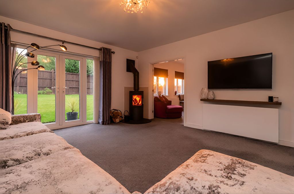 Property photo 3 of 50