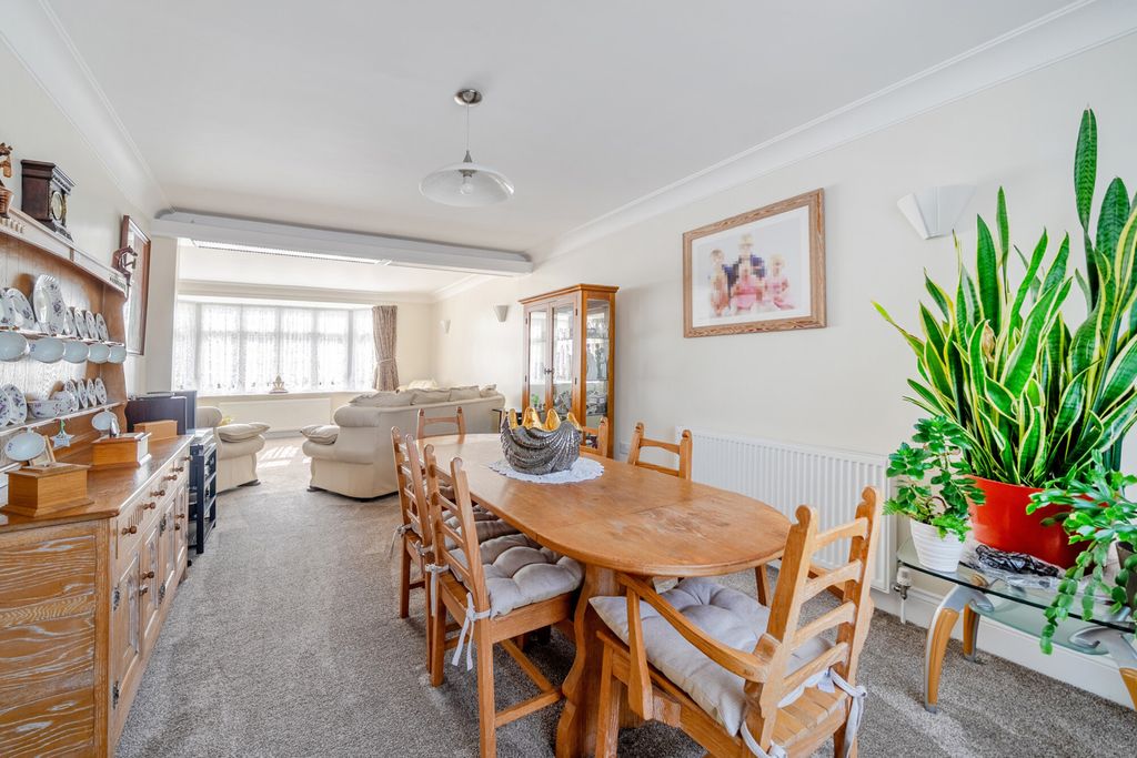 Property photo 3 of 21 1299537-4-682E286...