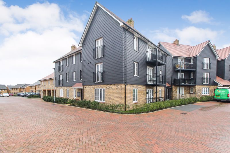 Property photo 1 of 11 Front