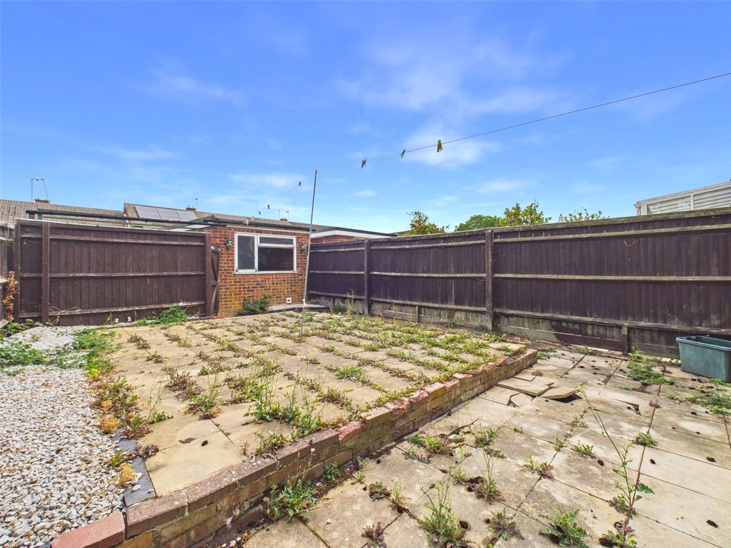 Property photo 2 of 19 Garden