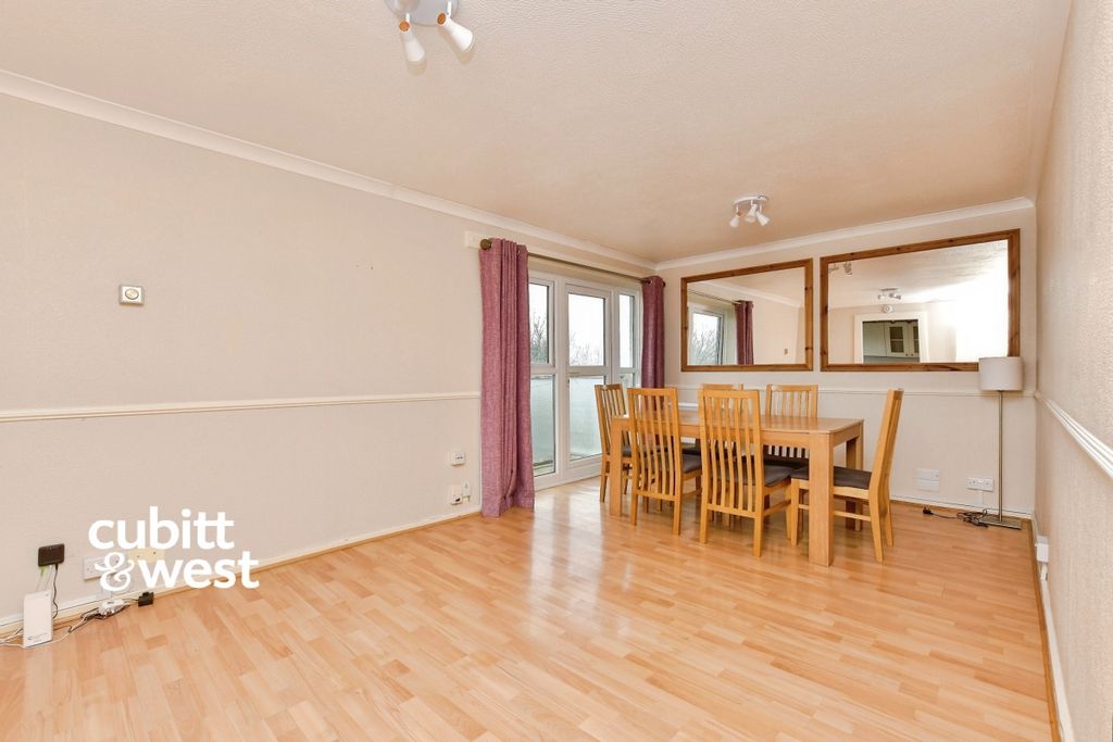 Property photo 1 of 11 33Db72c4-901Hfpsg