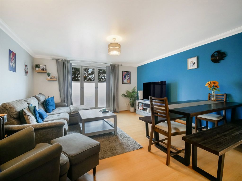 Property photo 3 of 15 Picture No. 03