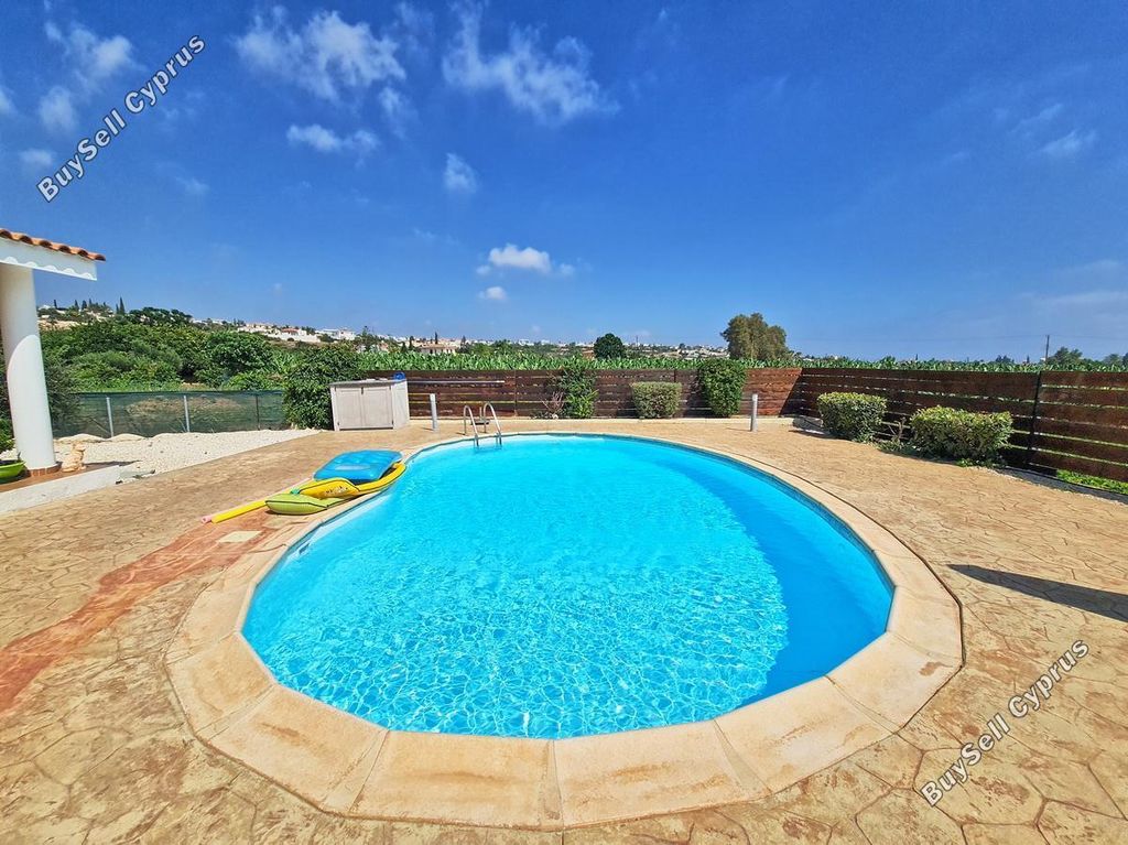 Property photo 3 of 62