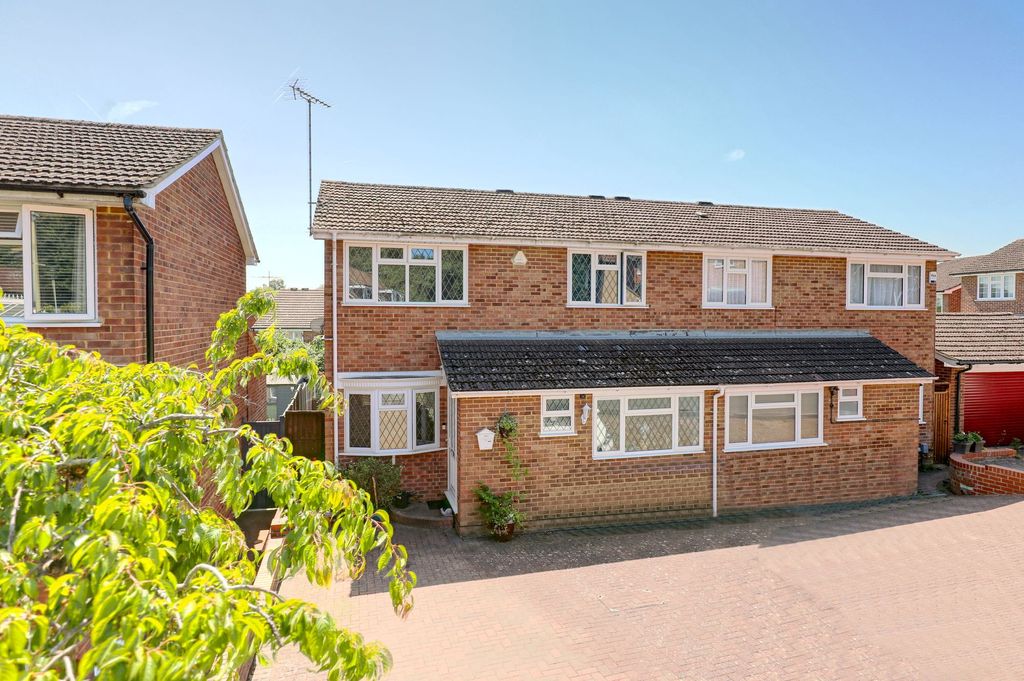 Property photo 1 of 15