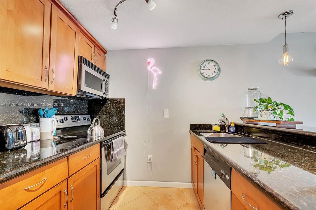 Property photo 3 of 49 <Alttext/>