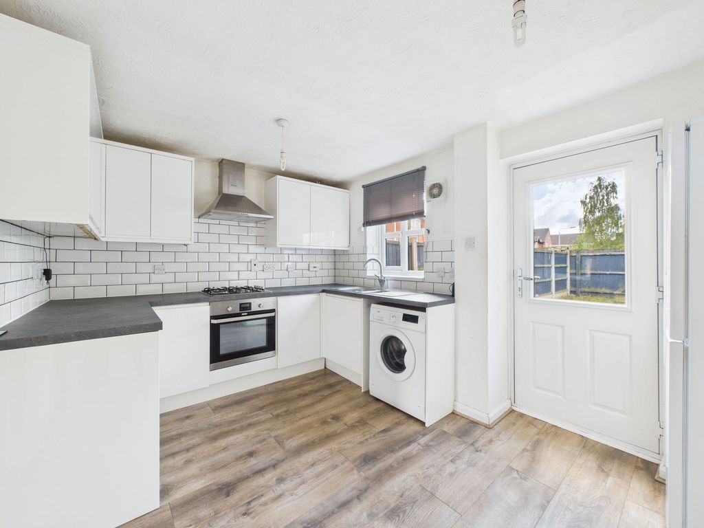 Property photo 3 of 18 Dining/Kitchen