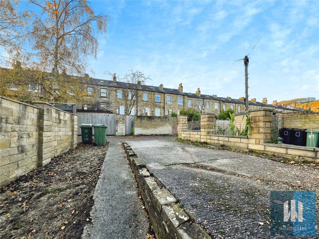 Property photo 3 of 16 Picture No. 16