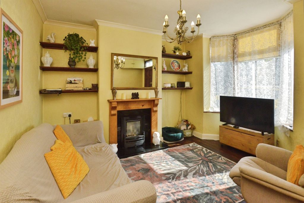 Property photo 2 of 17