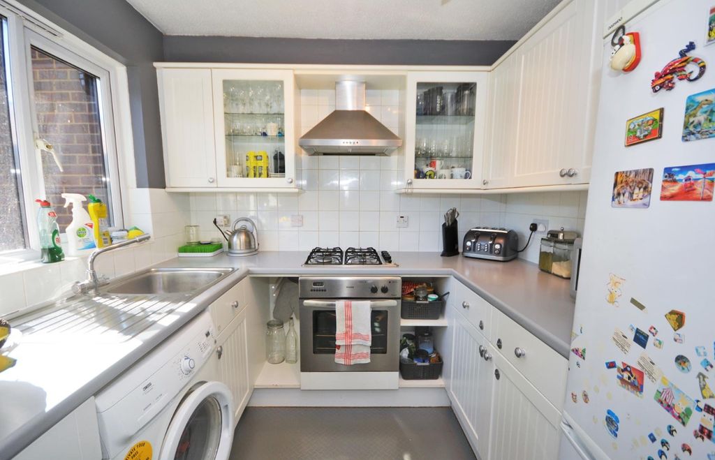 Property photo 3 of 8 Picture No. 02