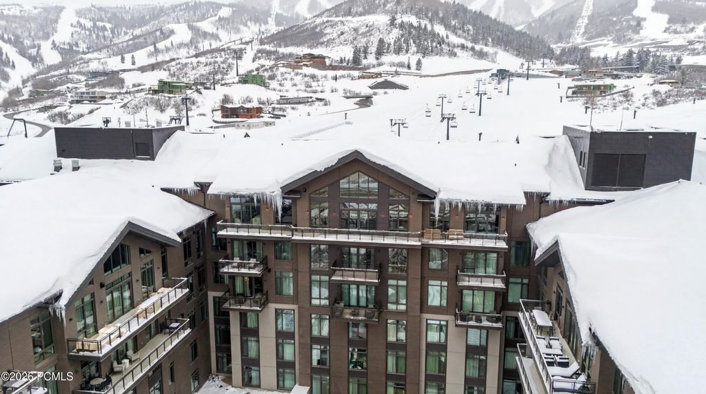 Property photo 3 of 46