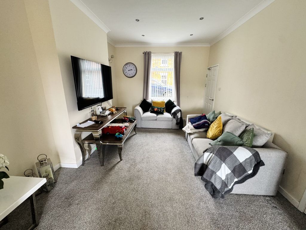 Property photo 2 of 13 Img_8684