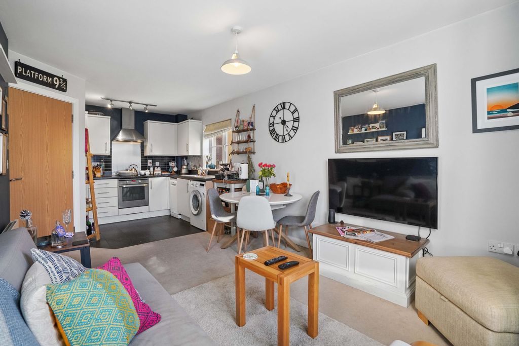 Property photo 2 of 12 Reception Room