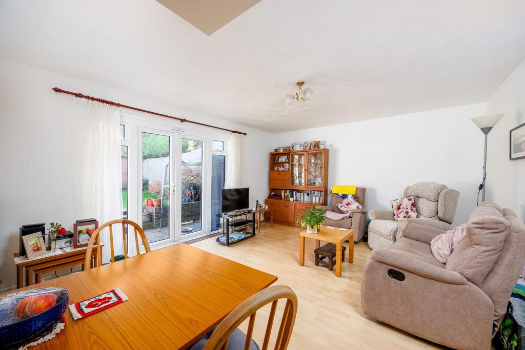 Property photo 3 of 12 Living / Dining Room