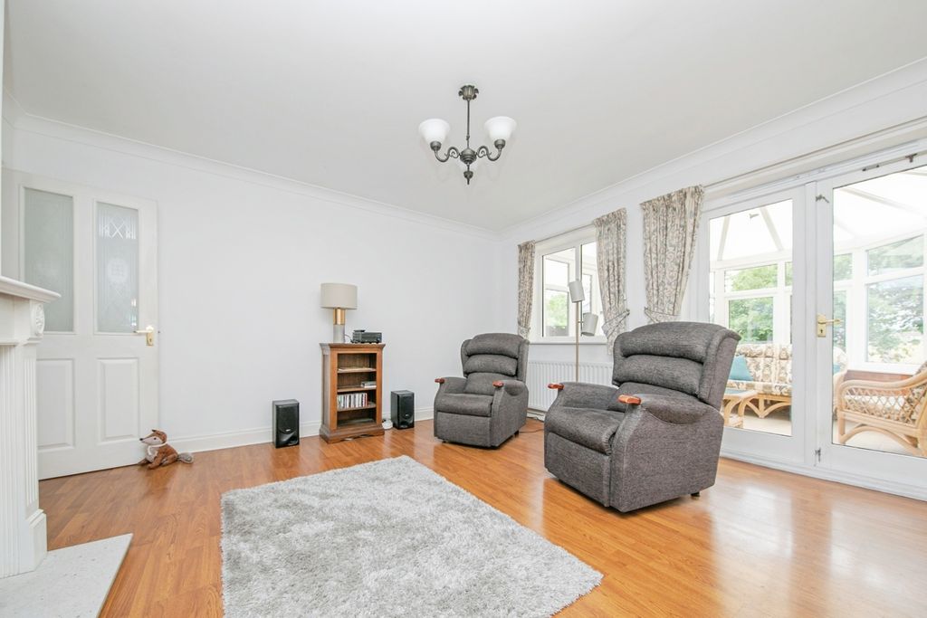 Property photo 1 of 18 Photo