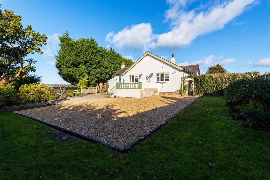 Property photo 3 of 52 934 Garstang Rd_5.Jpg