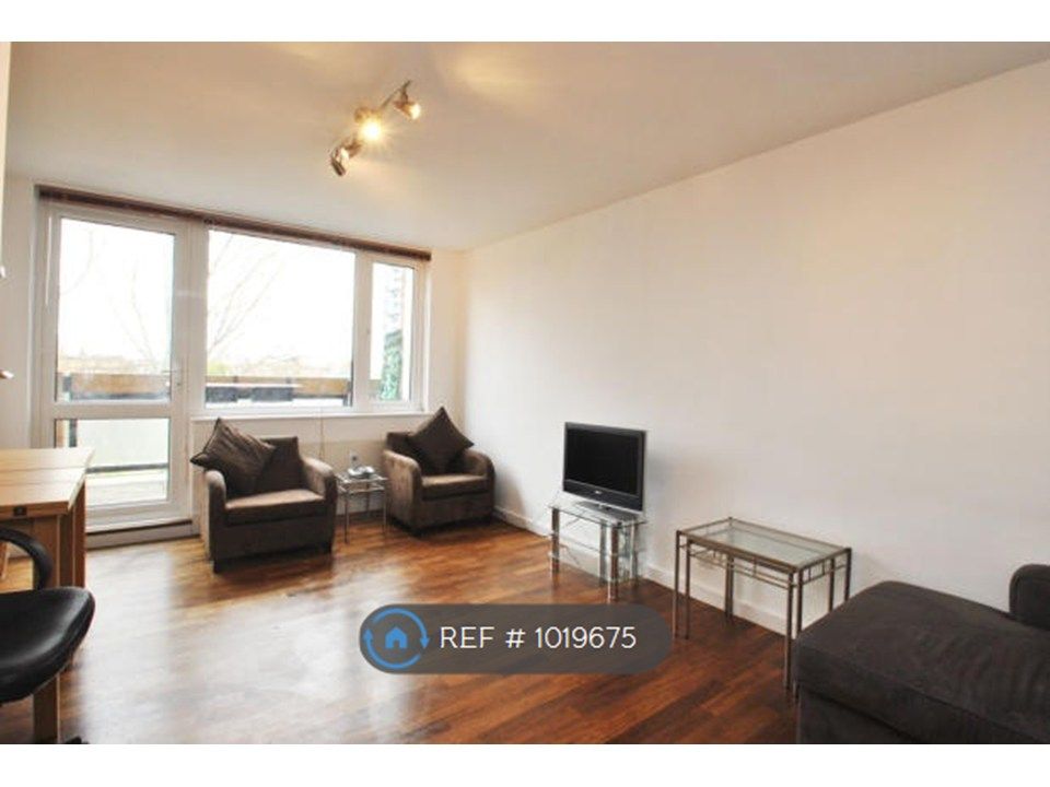 Property photo 3 of 6 Sitting Room