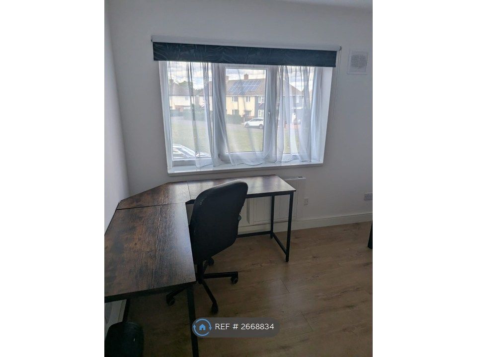 Property photo 2 of 13