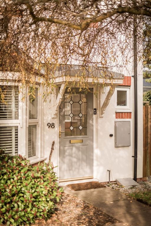 Property photo 2 of 26