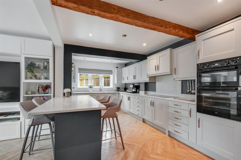 Property photo 2 of 38 Open Plan Kitchen Diner
