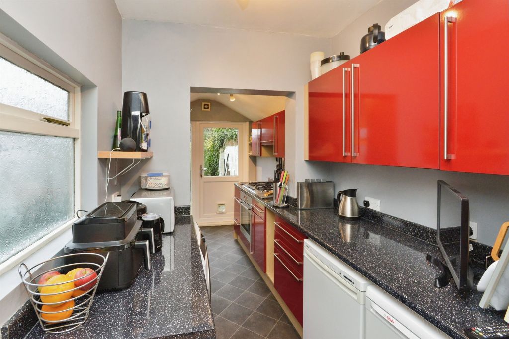 Property photo 2 of 17