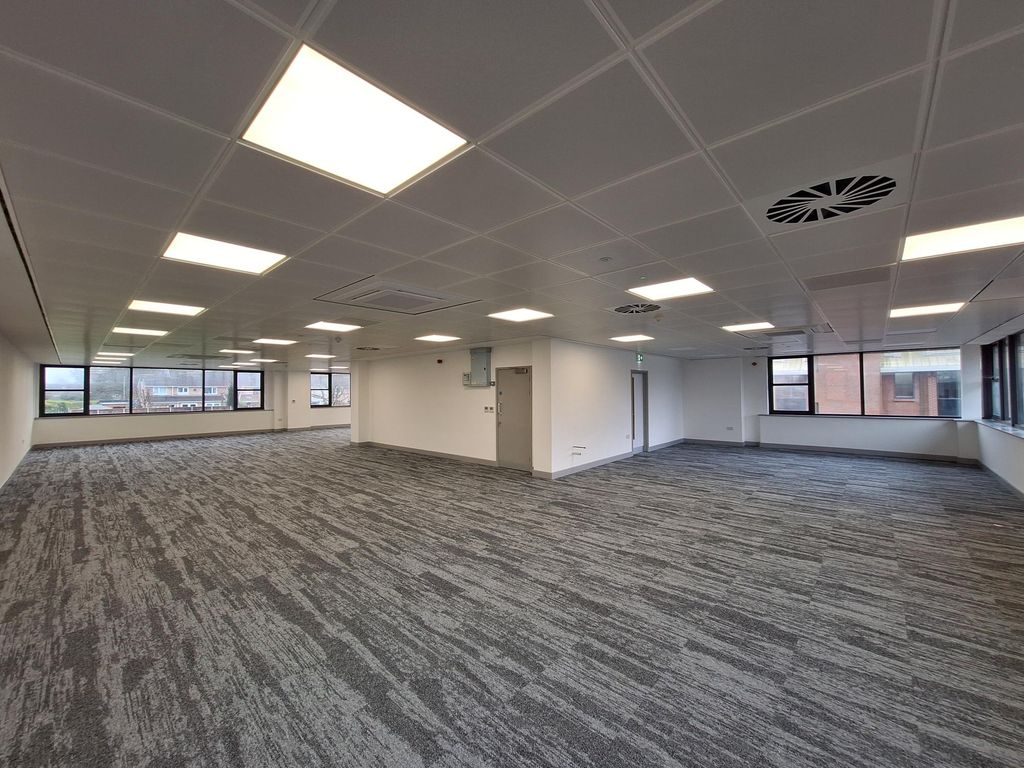 Property photo 3 of 6