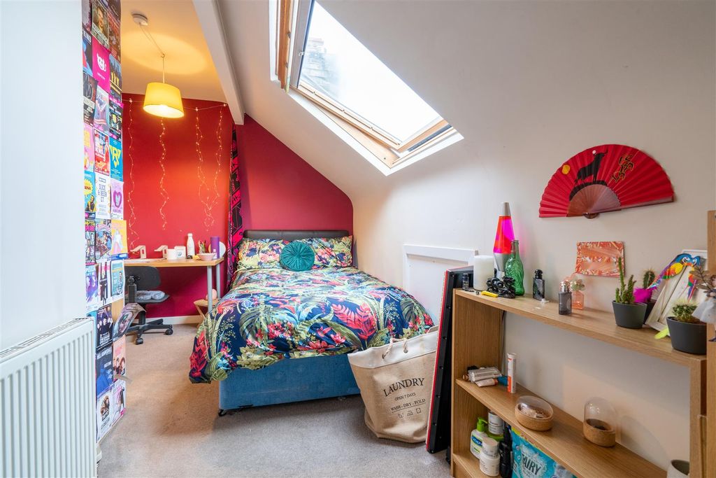 Property photo 2 of 9 _Ajh1610-Hdr.Jpg