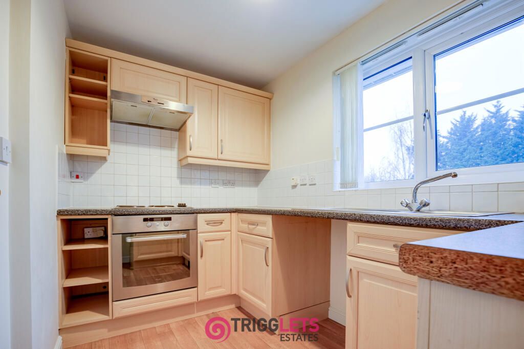 Property photo 2 of 20