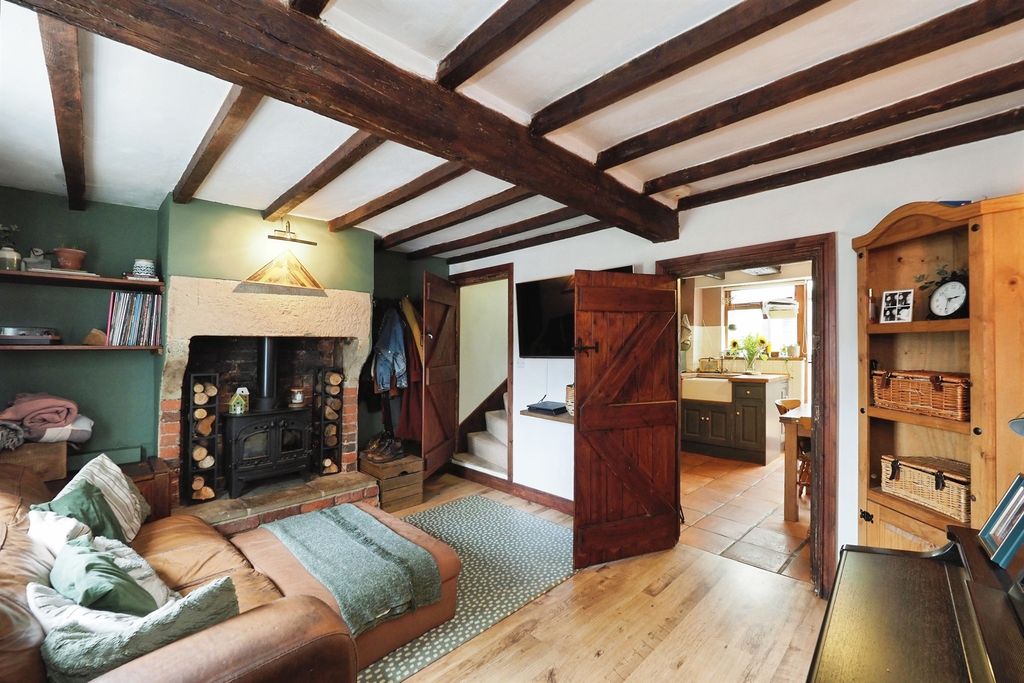 Property photo 2 of 17