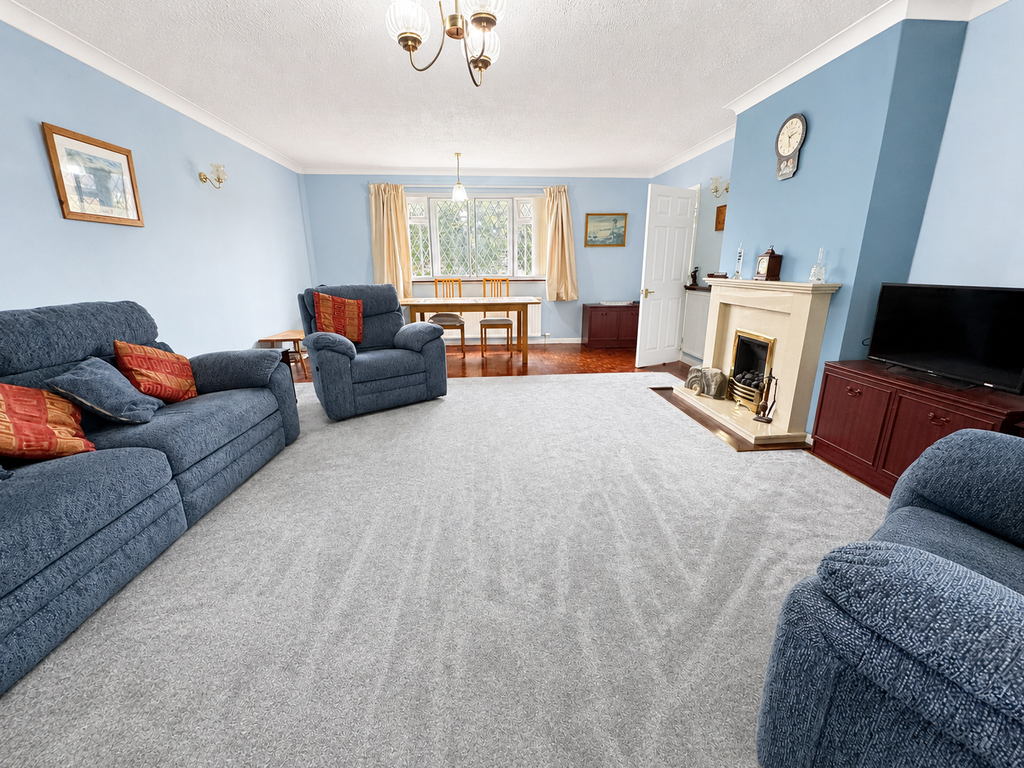 Property photo 3 of 17 11