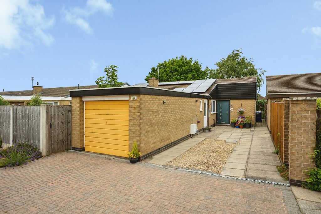 Property photo 1 of 28 Pbox-Img.Jpg