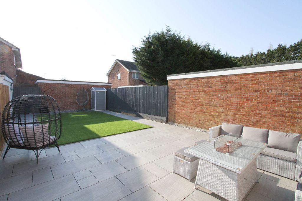 Property photo 1 of 16 Garden